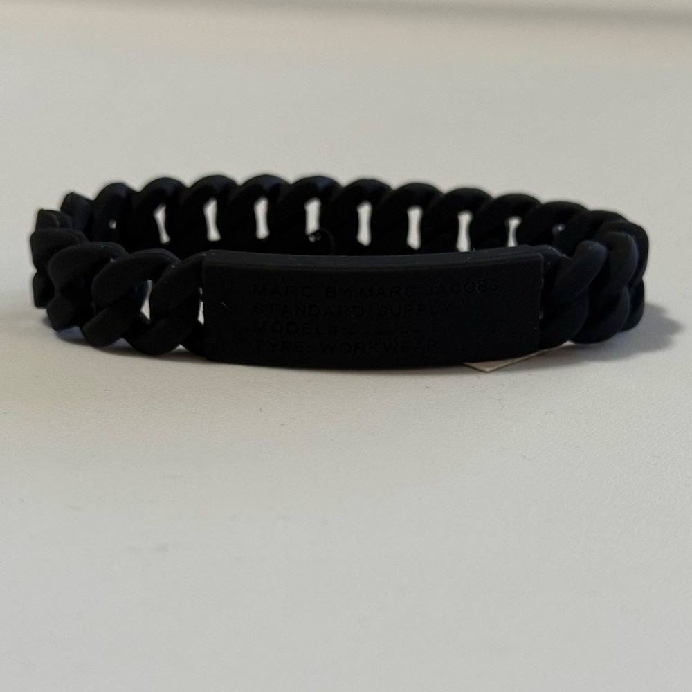Marc Jacobs Silicone Bracelet Black - Picture 4 of 7